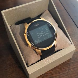 Guess watch black gold